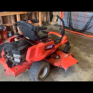 Meet your Posher, Gus